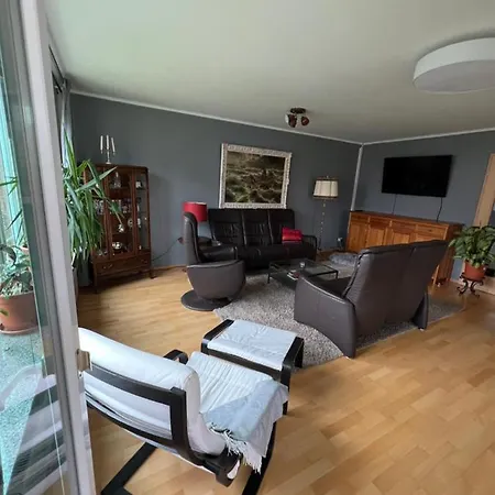 Zwischen Draegerpark Und Dem Stadtpark Lubeck